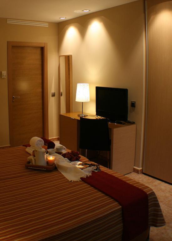 Confluent Health Resort Cofrentes Habitación foto